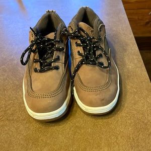 Women’s leather worx safety shoe.  Sz 8 1/2